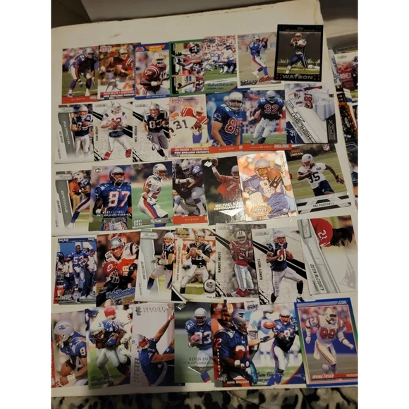 365+ Large Lot NFL Trading Cards Vintage Modern Inserts Rcs New England Patriots